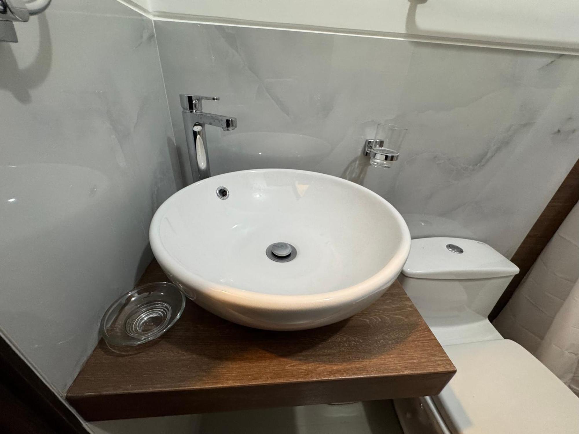 Departamento Moderno Y Comodo, 3 Hab, 2 Banos Y Buena Vista