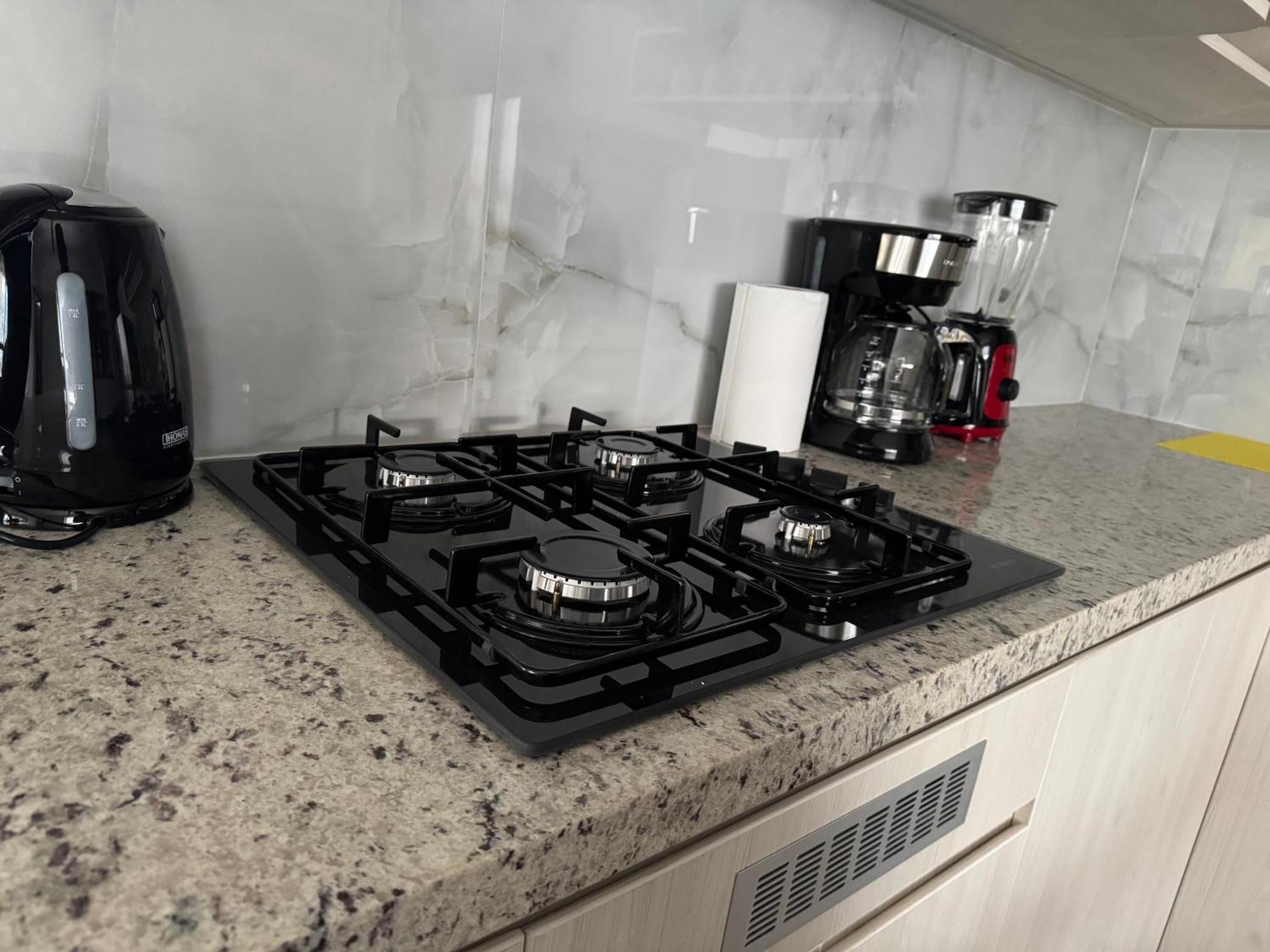 Departamento Moderno Y Comodo, 3 Hab, 2 Banos Y Buena Vista