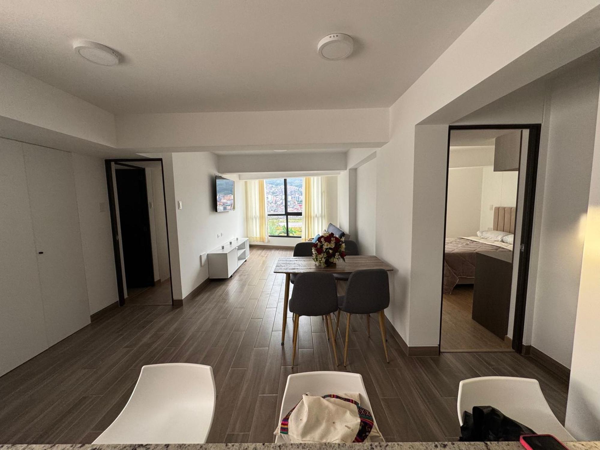 Departamento Moderno Y Comodo, 3 Hab, 2 Banos Y Buena Vista